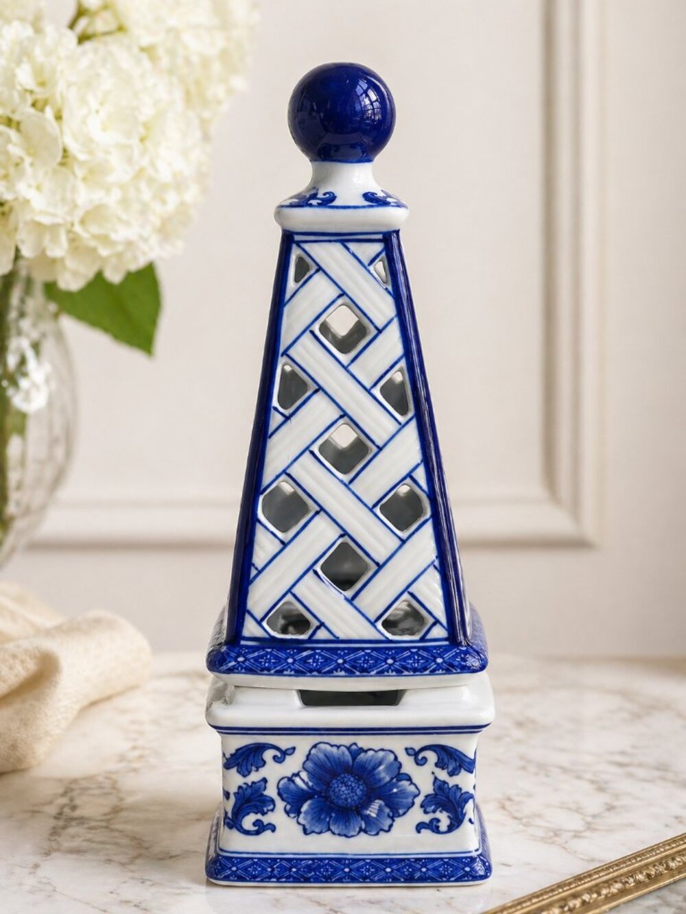 Bombay Co Blue White Porcelain Lattice Obelisk Candle Holder 10” NWOT - Picture 12 of 12